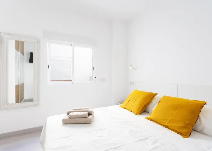 Home2book Sea Front Teresitas 2 Appartement *